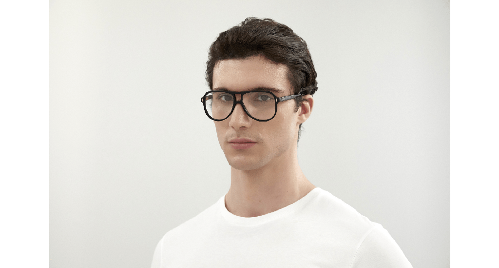 GG1044O-001 - side